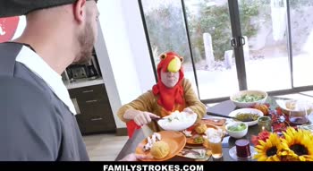 Step-Sex Showdown: Brooklyn Chase & Friends Feast on Thanksgiving