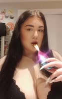 Maryannaaa's Sizzling Solo: Brushing Up on Sexy
