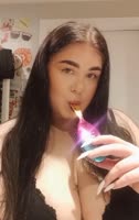 Maryannaaa's Sizzling Solo: Brushing Up on Sexy