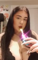 Maryannaaa's Sizzling Solo: Brushing Up on Sexy