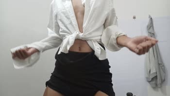 desi_girl23 - Desi Girl23's Sizzling Solo Show: Hairy Pussy Squirts for Her Lover