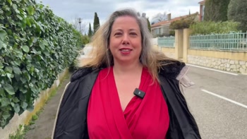 Jeny, 4s Old, Saleswoman In Rouen!