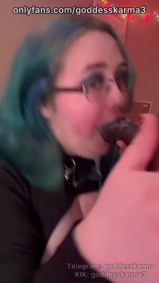 BBW Goth Girl Loves Sucking BBC until he CUMS all over her Face - Nasty Facial