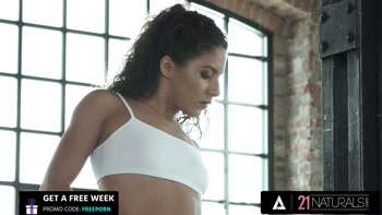 Liv Revamped's Sensual Session Interrupted by Anal Bliss