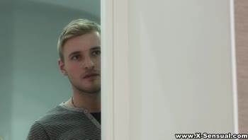 Emily Thorne & Alice Koks - Sizzling Teen (18+) Threesome Passion