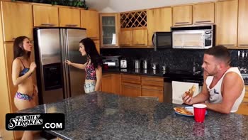 Anya Olsen's Steamy Stepbrother Encounter