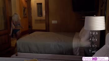 Kiara Cole Sucks Damon's Giant Cock in a Sensual Showdown