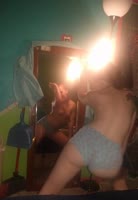 0utSid3r's Petite Temptation: Twerking Sensuality Unleashed