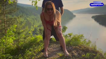 Persuading Cute Marian Kiss to Share Her Lust in Public Cowgirl Creampie