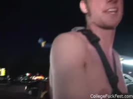 College Splits Babe Takes It in Cowgirl