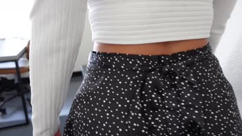 Treasurepassion's Office Temptation: Upskirt Curves in High Def