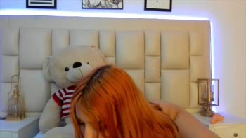 MeryLust's College Cutie Craves a Cam Boyfriend