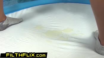 Golden Gush: Tamara's Squirting Solo Fun