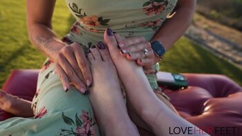 Lola Fae & Andi Avalon's Sizzling Foot Worship