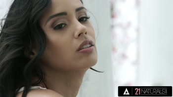 Andreina De Luxe Melted For This Massive Cock's Pleasure