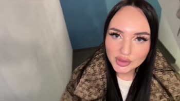Amgbombaaa's Cheating Public Blowjob: Smoking Hot Cumshot