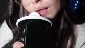 EmmaTASMR - Emma's Kinky ASMR Delight: Ear Licking and Spit Frenzy