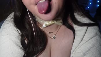 EmmaTASMR - Emma's Kinky ASMR Delight: Ear Licking and Spit Frenzy