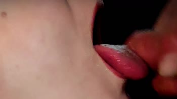 NYMPHEORGASMIQUE's Sultry Blowjob: French Kiss Delight