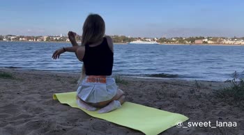 sweet__lana - Lana's Sizzling Beach Yoga: Solo Show of Skin & Flex