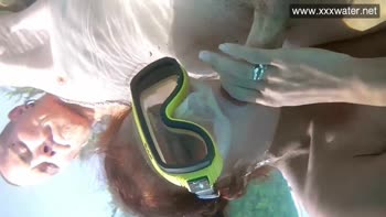 Minnie Manga Swims into a Steamy Underwater Blowjob