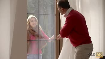 OLD4K. old Dad Enjoys Unexpected Encounter with Beautiful Stranger