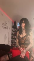 Sexyyspider's Tattooed Temptation: Pillow Humping Orgasm