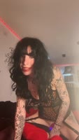 Sexyyspider's Tattooed Temptation: Pillow Humping Orgasm