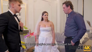 BRIDE4K. Bride spreads her legs in front of the wedding manager for some help