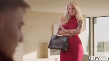 MILFY Gold Digger Maid Vivianne Seduces Young Entrepreneur
