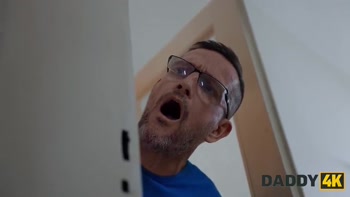 DADDY4K. Woke up her boyfriend while daddy creampie her