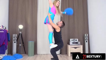21 SEXTURY - Bella Mur Big Tit Cheerleader Takes Deep Anal Fuck