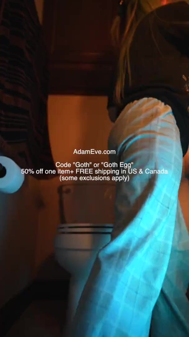 Goth Egg Cumming with new Toys