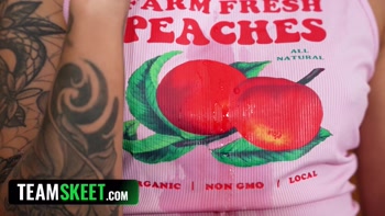 Carlota Teen (18+) - Sister's Plea for Help Ignites a Face-Filling Cumshot