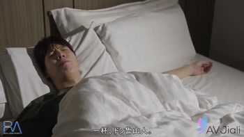 Ye Chenxin's Steamy Blowjob Session