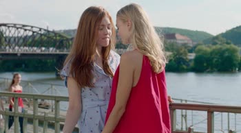 HOTTEST Jia Lissa and Nancy are proving to be the best lesbian couple online