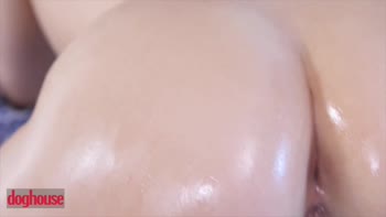 Marilyn Sugar's Sultry Massage Ends in Satisfying Cumshot
