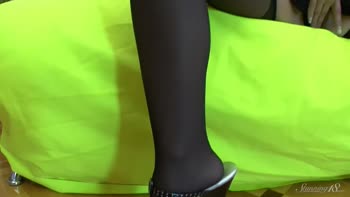 Seductive Skinny Brunette: Footjobs & Blowjob Frenzy