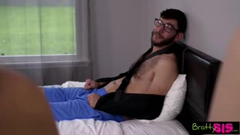 ty Sis - Spongebath From Step Sisters Friend Leads To Threesome! S10:E7