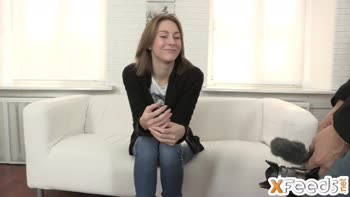 Wench has unprotected sex on couch