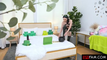 Stepbrother Catches Selina Imai Playing With Her Pussy For Her Fans