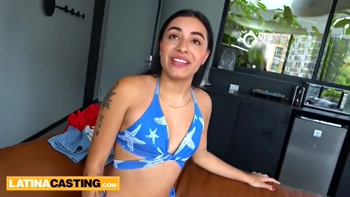Sexy Latina Teen (18+) POV: Unbridled Passion in Spanish