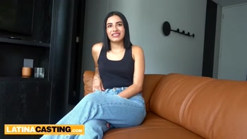 Sexy Latina Teen (18+) POV: Unbridled Passion in Spanish