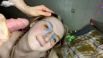 AliceFox000's Petite Bombshell Facial Frenzy
