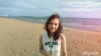 hi's Beachy Date Turns into a Hot Affair