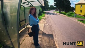 HUNT4K. This is how sexy girls earn money nowadays