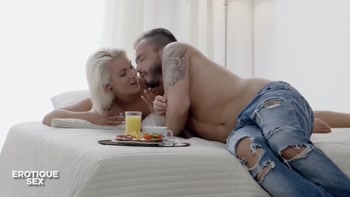 Sexy Blonde Cecilia Scott Erotic Morning Sex