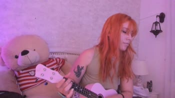 MeryLust's Redhead Rendezvous: Nerdy Latina Rocks Ukulele & Big Bubble Butt