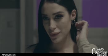 Lola Bellucci's Poker Payoff: French Babe Plays Dirty