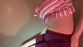 Hayapee's Desperate Pleasures: Japanese G-Cup Solo Peeing